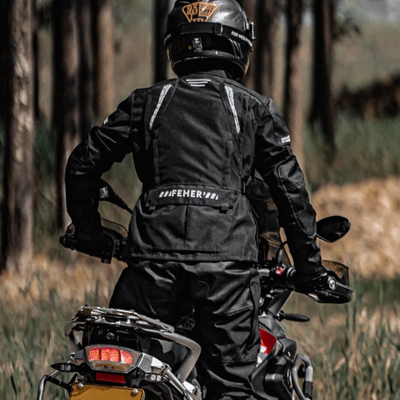 バイク ウェア プロテクター内蔵 四季対応バイクジャケット
