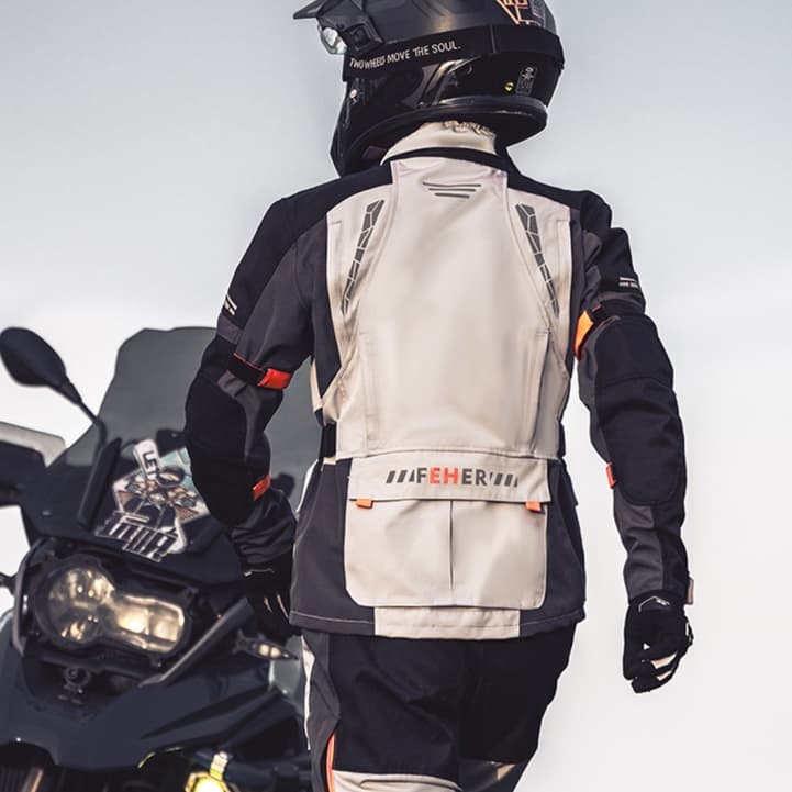 バイク ウェア プロテクター内蔵 四季対応バイクジャケット