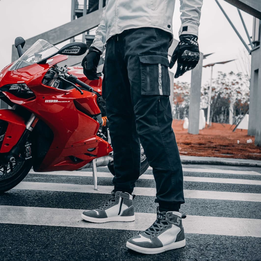 バイク ウェア バイクライダー向けカーゴジョガーパンツ