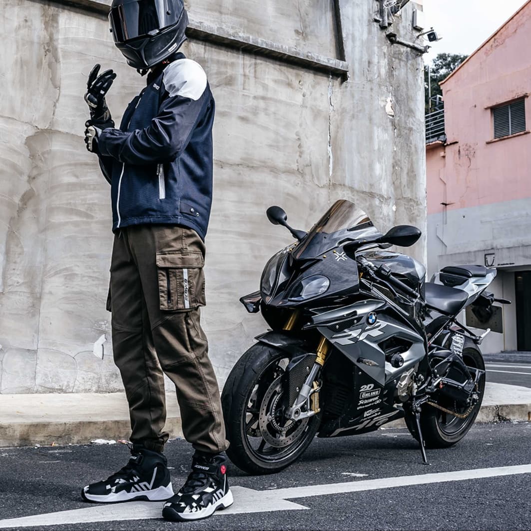 バイク ウェア バイクライダー向けカーゴジョガーパンツ