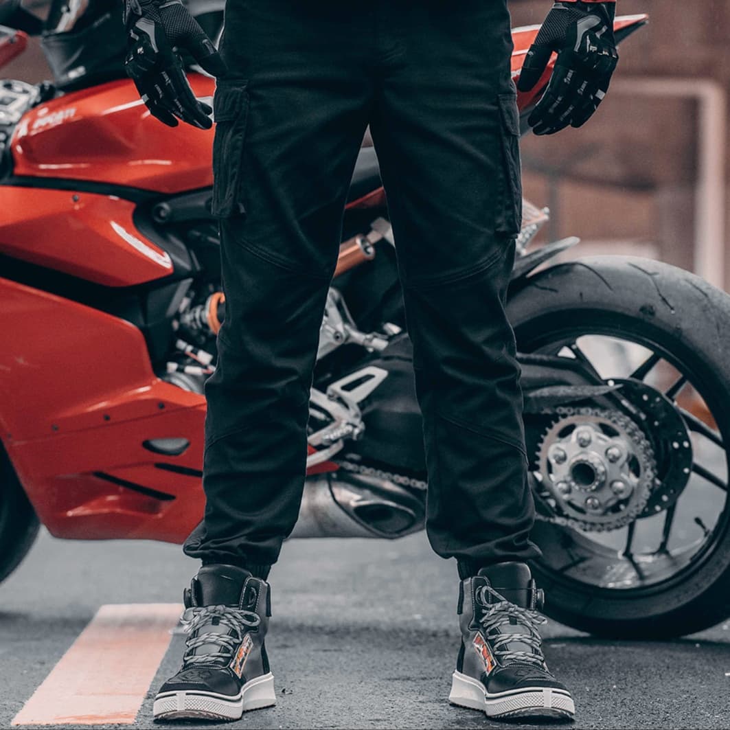 バイク ウェア バイクライダー向けカーゴジョガーパンツ